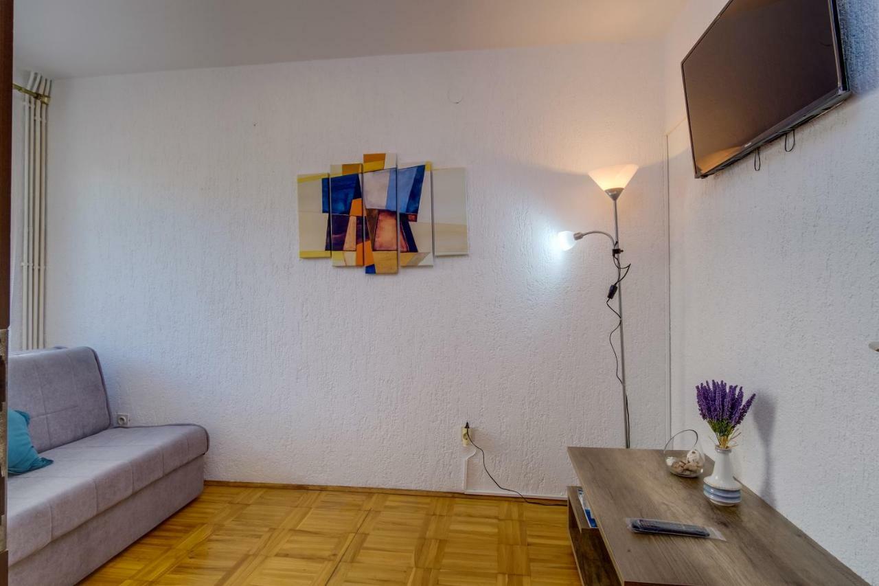 Apartmani Maris Mali Losinj Luaran gambar