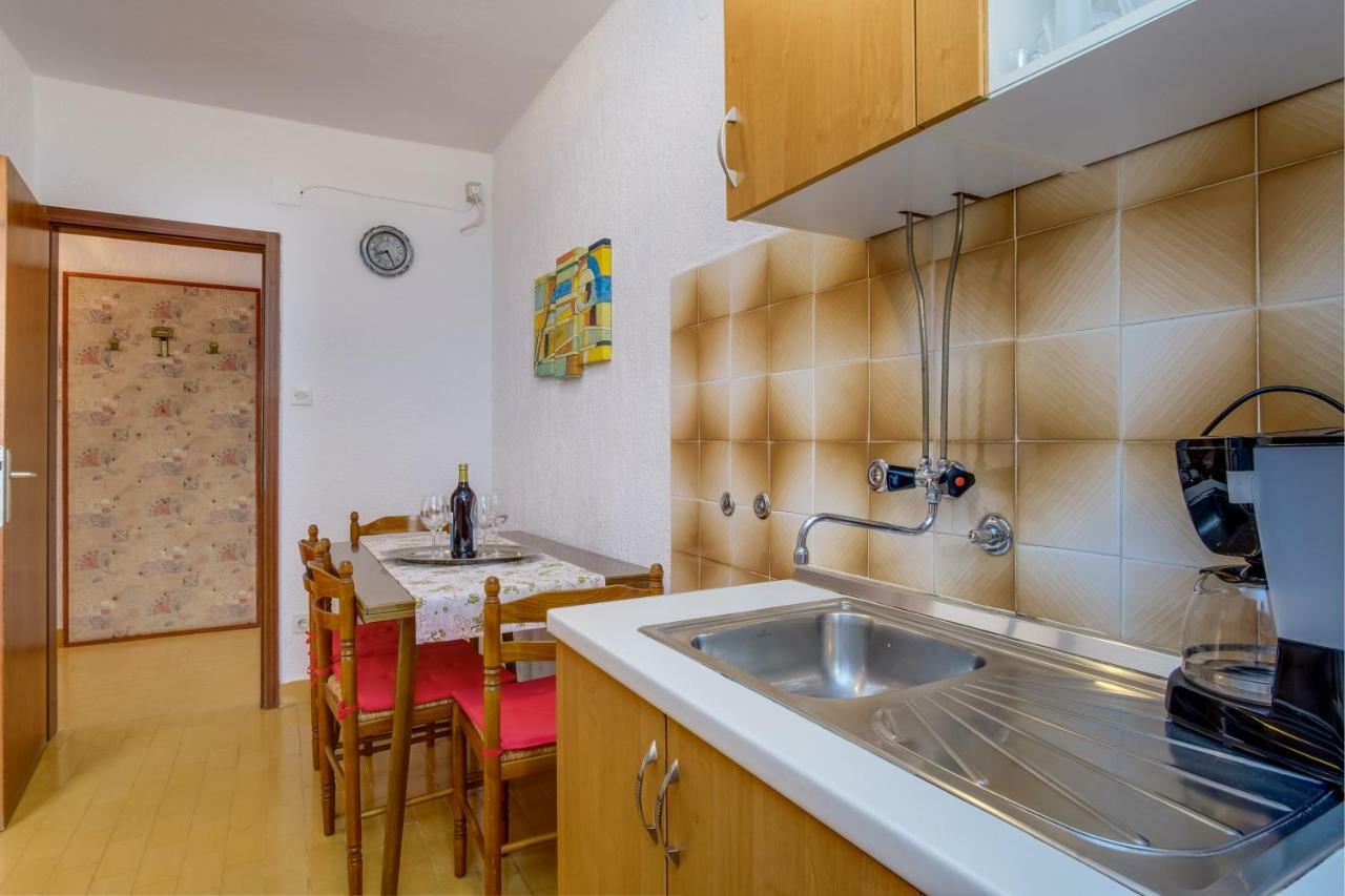 Apartmani Maris Mali Losinj Luaran gambar